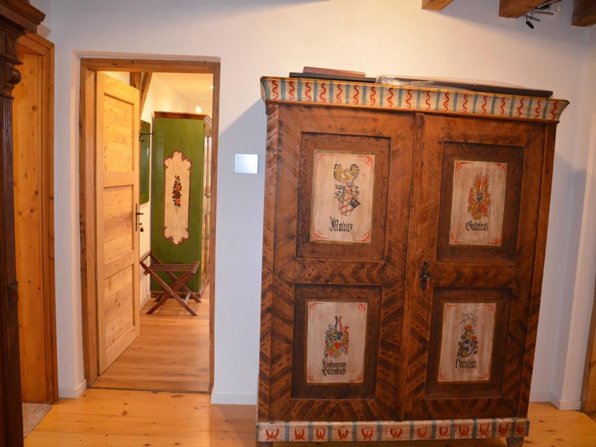 Landhof Angstl - Gaestezimmer Und Tagungsraum Höslwang Eksteriør bilde